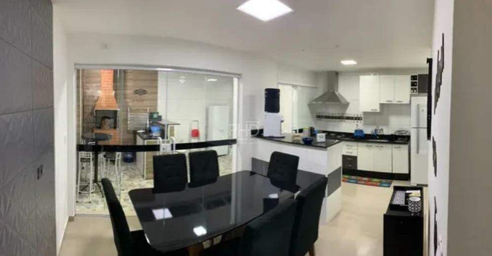 Sobrado à venda com 3 quartos, 130m² - Foto 3