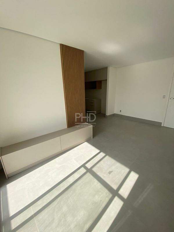 Apartamento à venda com 2 quartos, 55m² - Foto 2