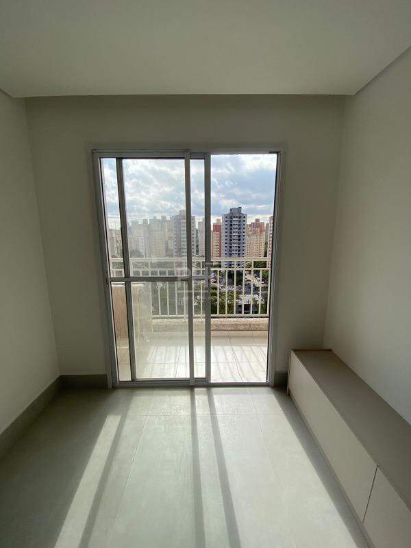 Apartamento à venda com 2 quartos, 55m² - Foto 3