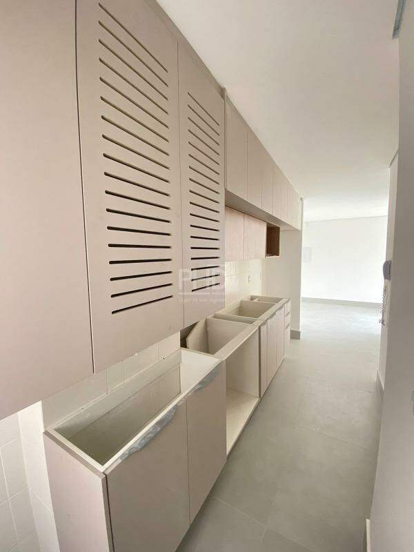 Apartamento à venda com 2 quartos, 55m² - Foto 9