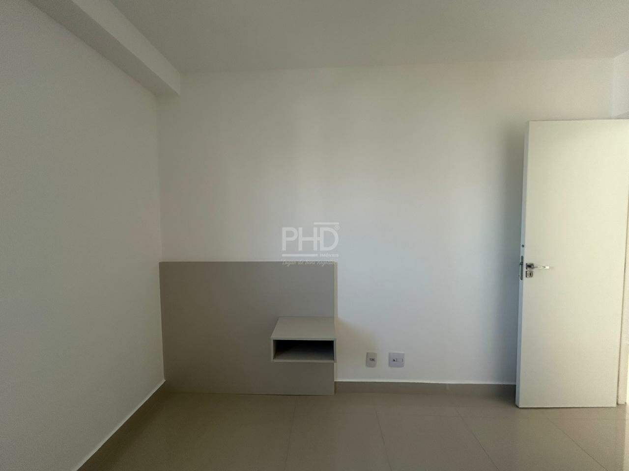 Apartamento à venda com 2 quartos, 68m² - Foto 18