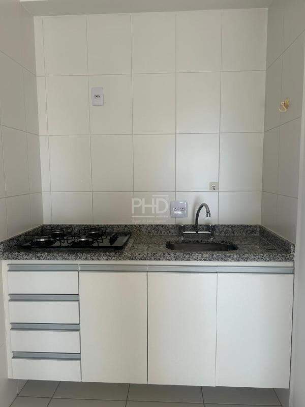 Apartamento à venda com 2 quartos, 68m² - Foto 12