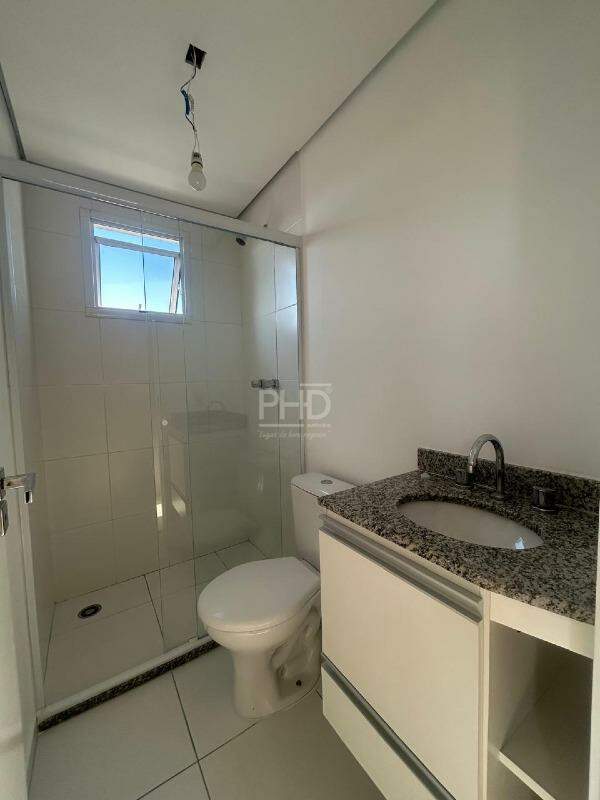 Apartamento à venda com 2 quartos, 68m² - Foto 20