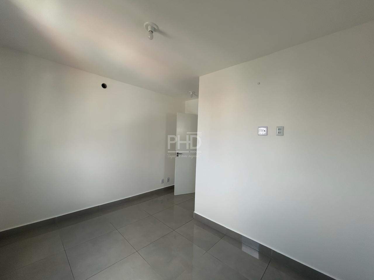 Apartamento à venda com 2 quartos, 68m² - Foto 19