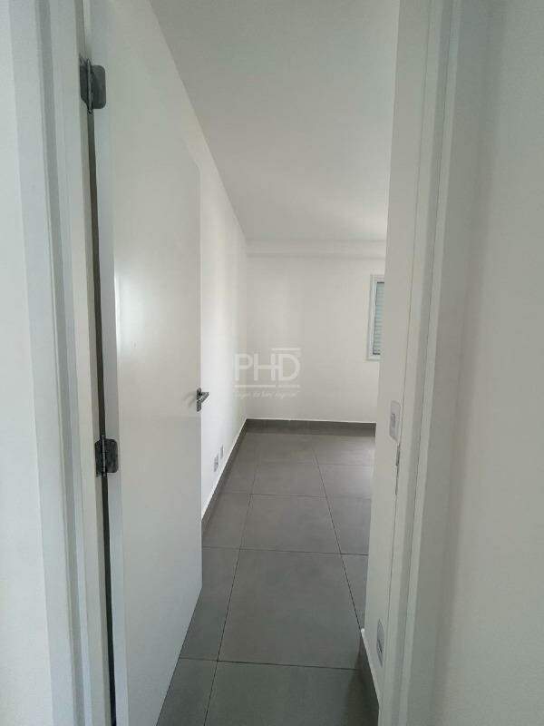 Apartamento à venda com 2 quartos, 68m² - Foto 18