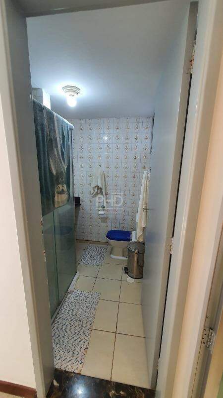 Apartamento à venda com 3 quartos, 75m² - Foto 13