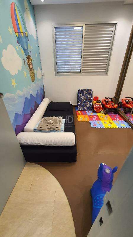 Apartamento à venda com 3 quartos, 75m² - Foto 11