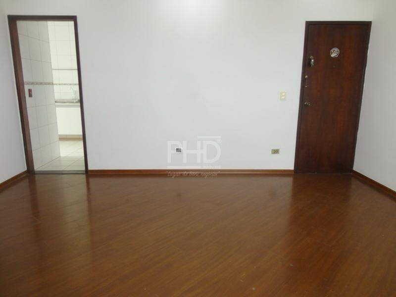 Apartamento à venda com 3 quartos, 80m² - Foto 4