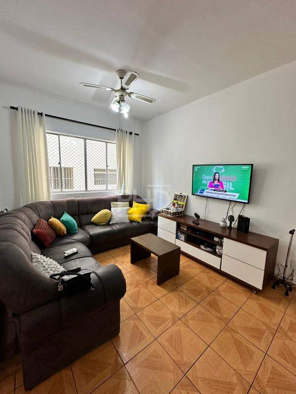 Apartamento à venda com 2 quartos, 63m² - Foto 1