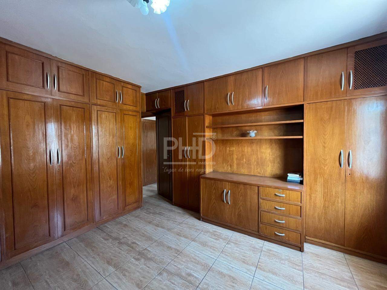 Sobrado à venda com 4 quartos, 304m² - Foto 20