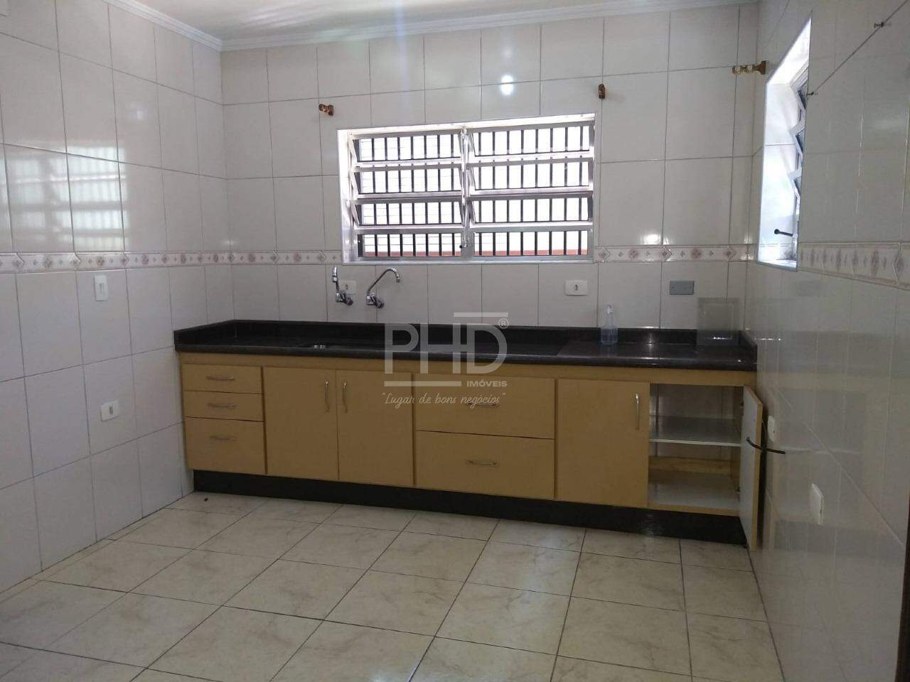 Sobrado à venda com 4 quartos, 304m² - Foto 4