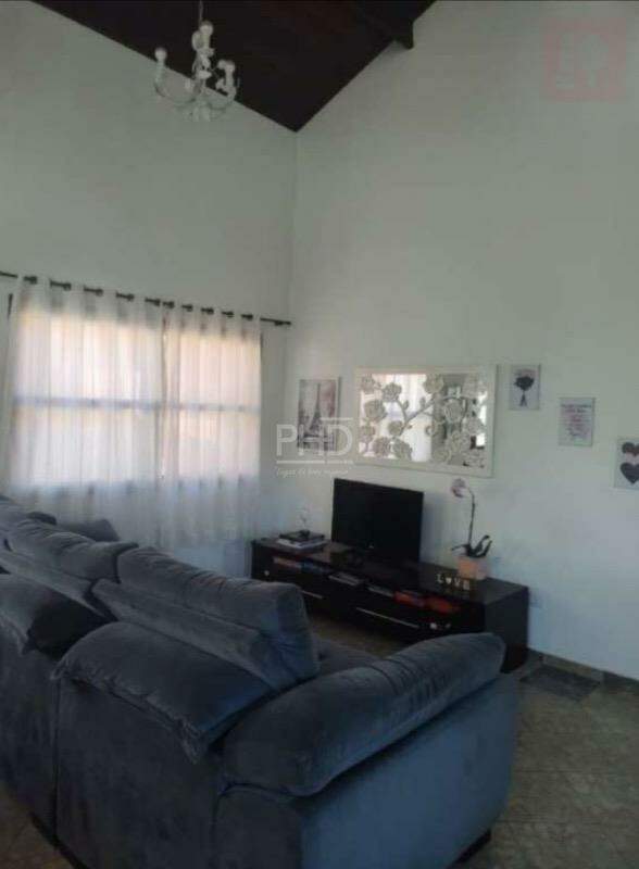 Fazenda à venda com 3 quartos, 350m² - Foto 2