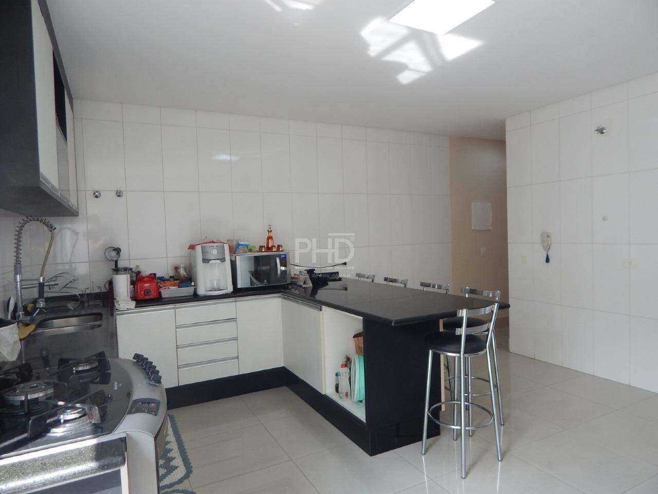 Sobrado à venda com 3 quartos, 246m² - Foto 6