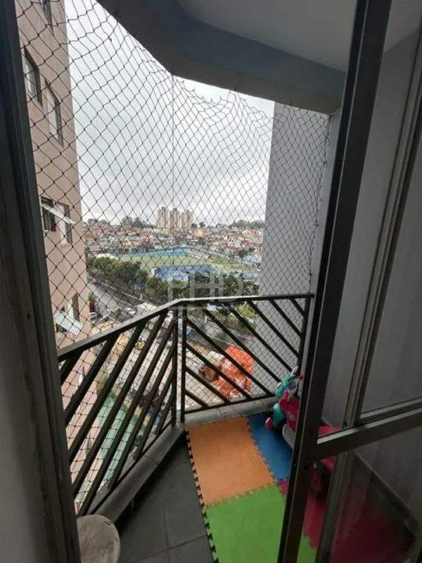 Apartamento à venda com 2 quartos, 60m² - Foto 12