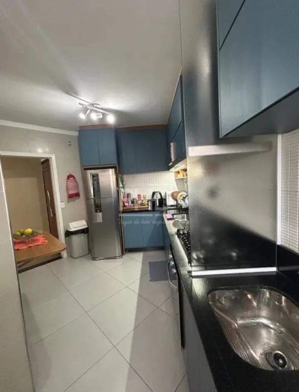 Apartamento à venda com 2 quartos, 60m² - Foto 5