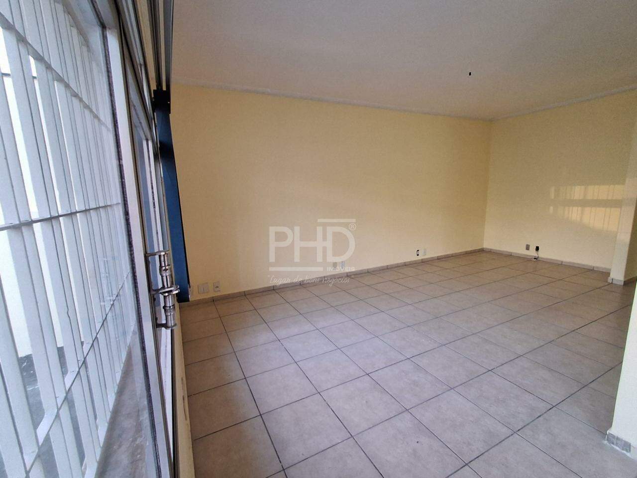 Casa para alugar com 3 quartos, 200m² - Foto 9