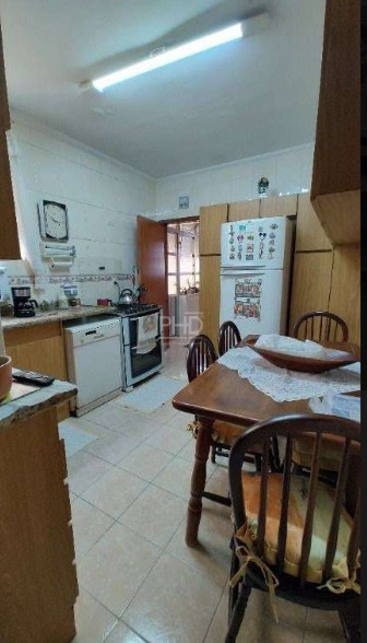 Sobrado à venda com 3 quartos, 235m² - Foto 4