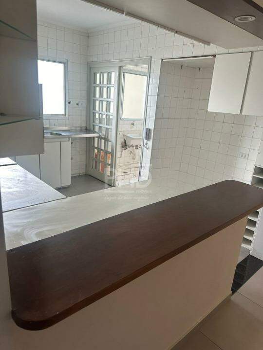 Apartamento à venda com 2 quartos, 90m² - Foto 1