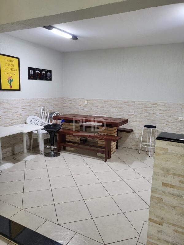 Sobrado à venda com 3 quartos, 250m² - Foto 19