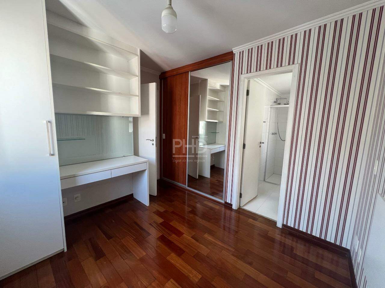 Apartamento à venda com 3 quartos, 97m² - Foto 9