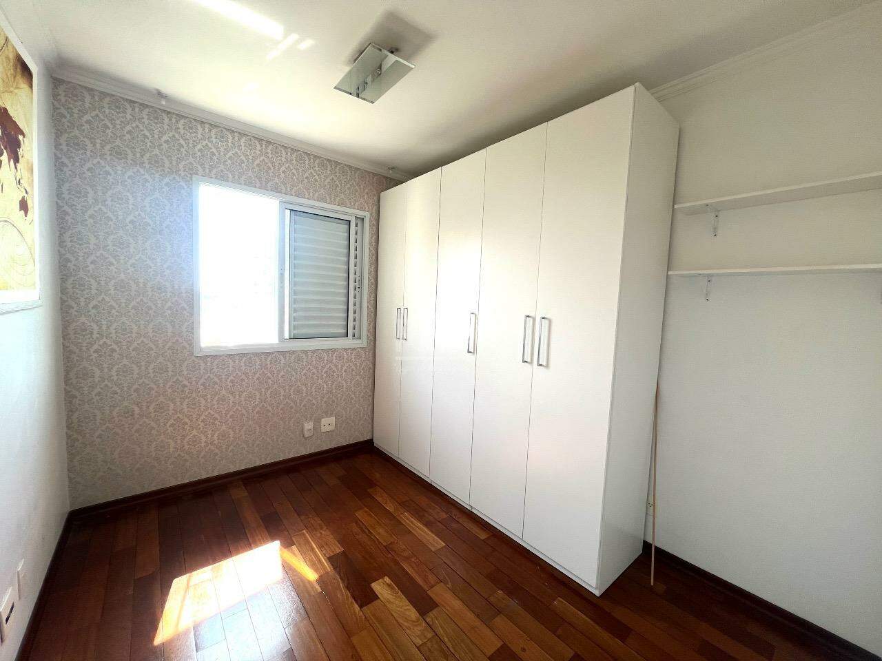 Apartamento à venda com 3 quartos, 97m² - Foto 16