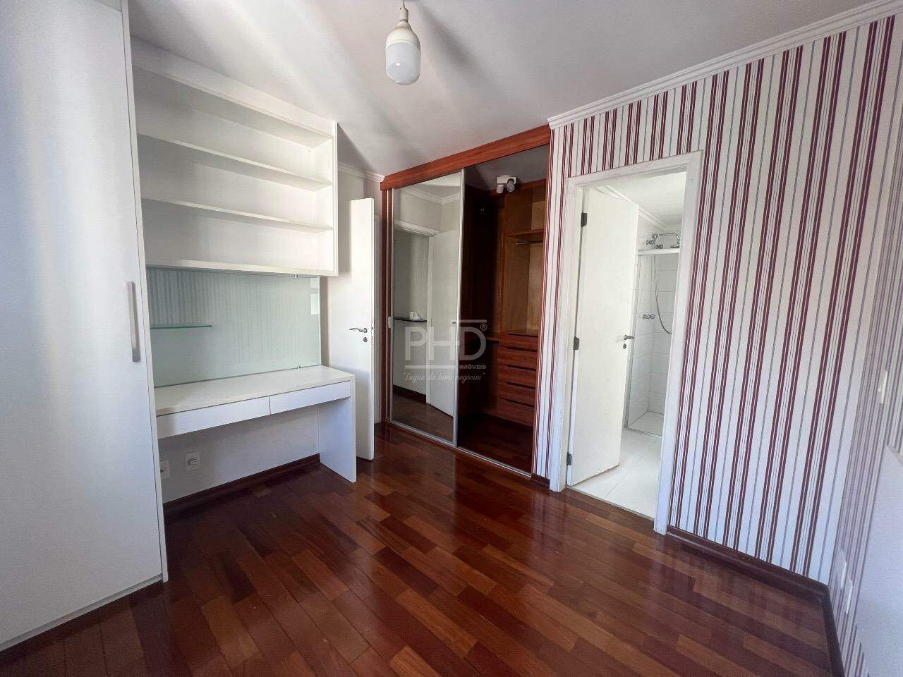 Apartamento à venda com 3 quartos, 97m² - Foto 10