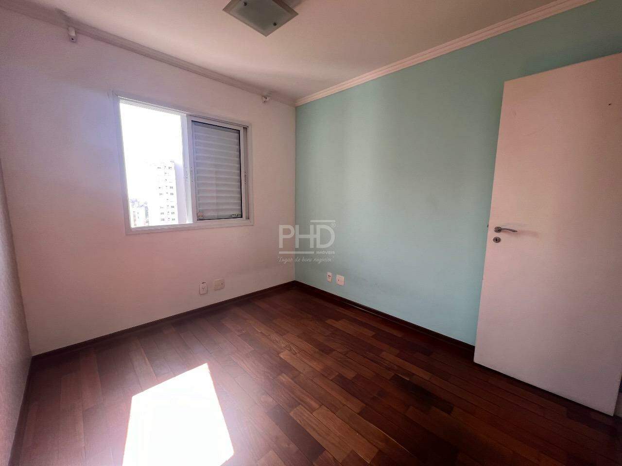 Apartamento à venda com 3 quartos, 97m² - Foto 14