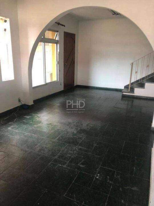 Sobrado para alugar com 3 quartos, 230m² - Foto 1