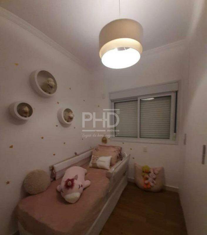 Apartamento à venda com 3 quartos, 94m² - Foto 13