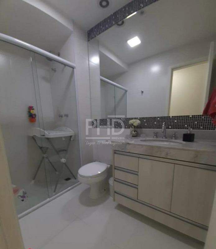 Apartamento à venda com 3 quartos, 94m² - Foto 17