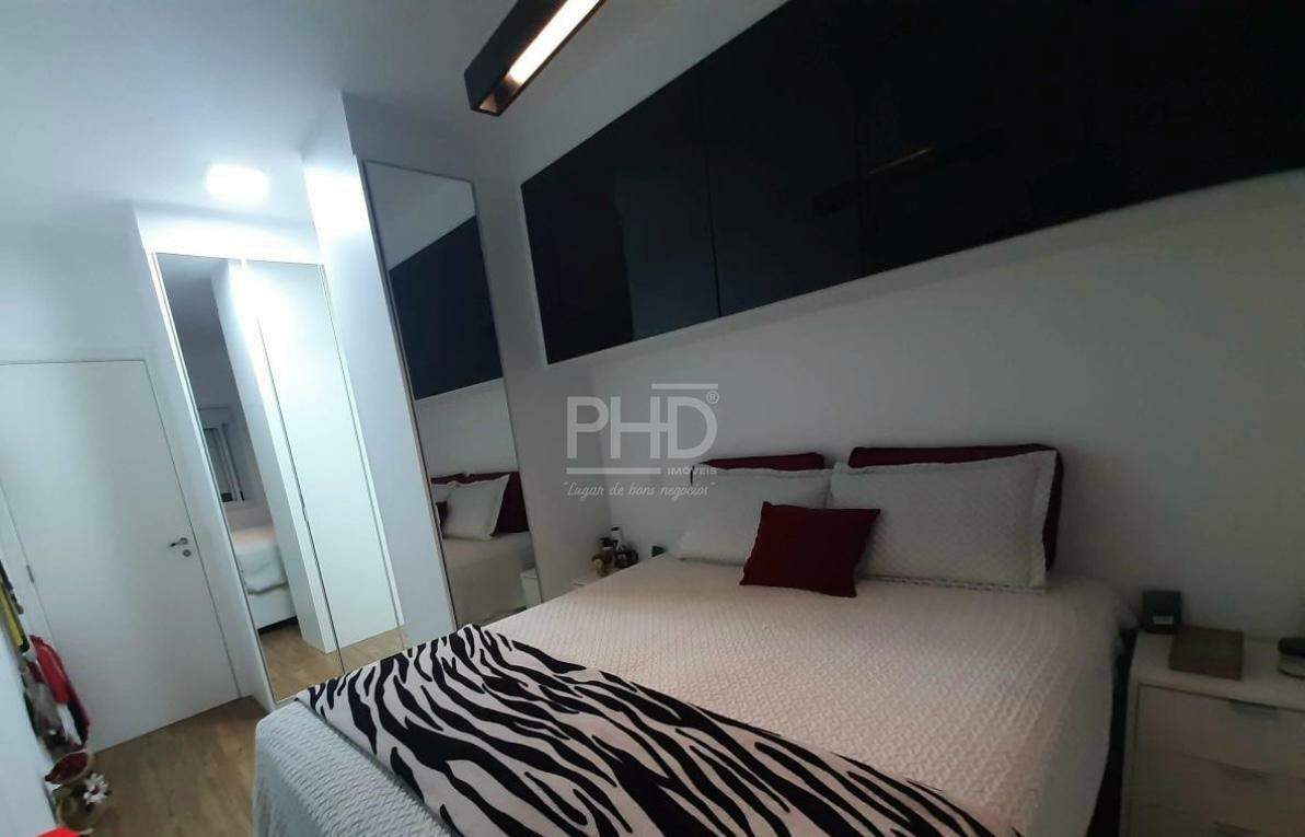 Apartamento à venda com 3 quartos, 94m² - Foto 10