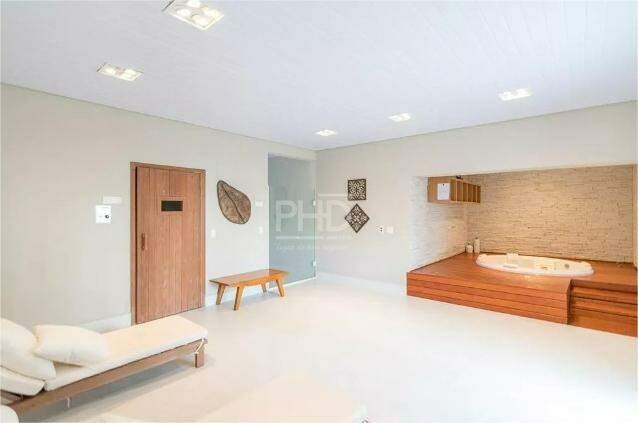 Apartamento à venda com 3 quartos, 94m² - Foto 18