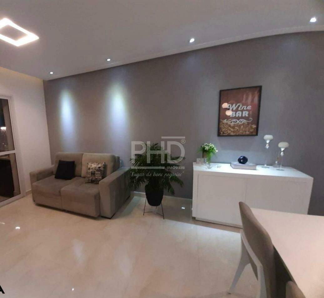 Apartamento à venda com 3 quartos, 94m² - Foto 2