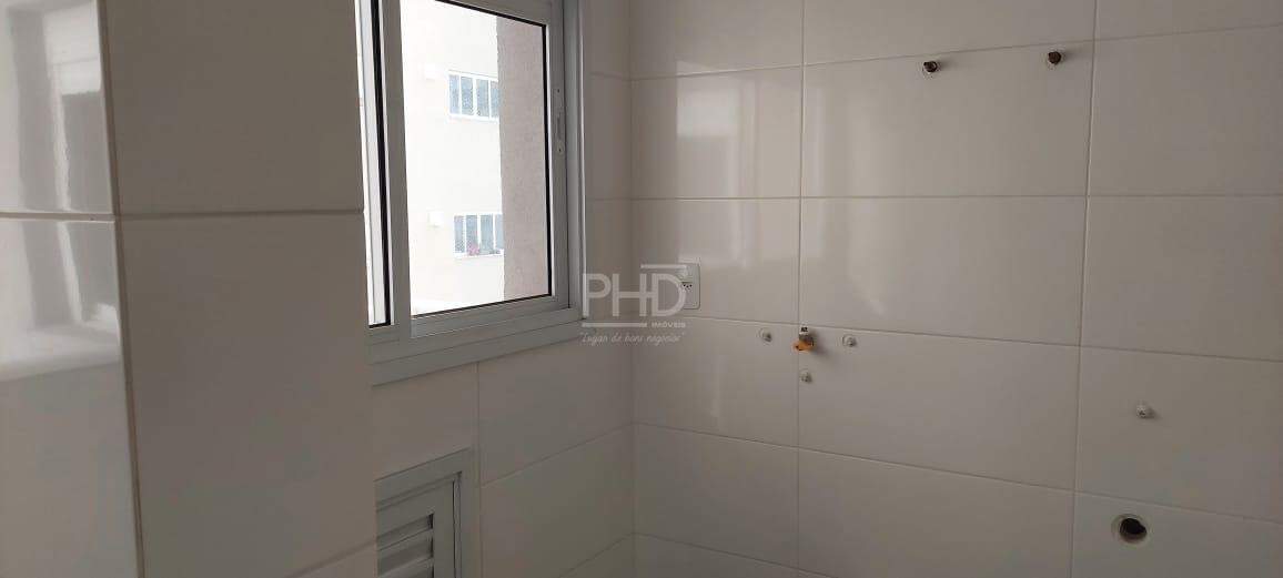 Apartamento à venda com 2 quartos, 66m² - Foto 11