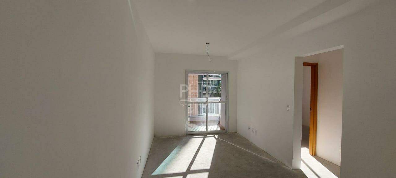 Apartamento à venda com 2 quartos, 66m² - Foto 3