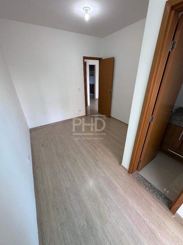 Apartamento à venda com 2 quartos, 75m² - Foto 21