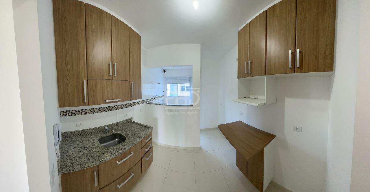 Apartamento à venda com 2 quartos, 75m² - Foto 1