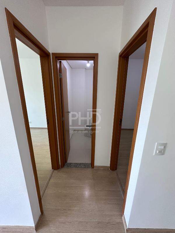 Apartamento à venda com 2 quartos, 75m² - Foto 24