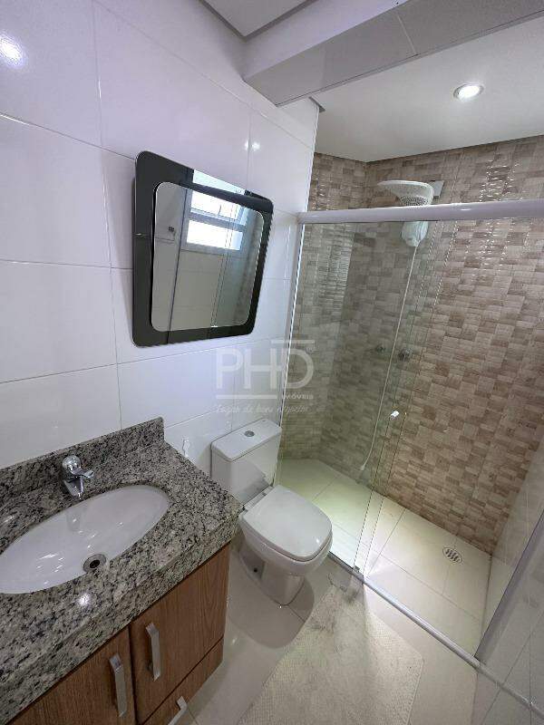 Apartamento à venda com 2 quartos, 75m² - Foto 26