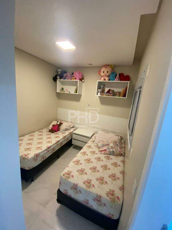 Apartamento à venda com 3 quartos, 116m² - Foto 9