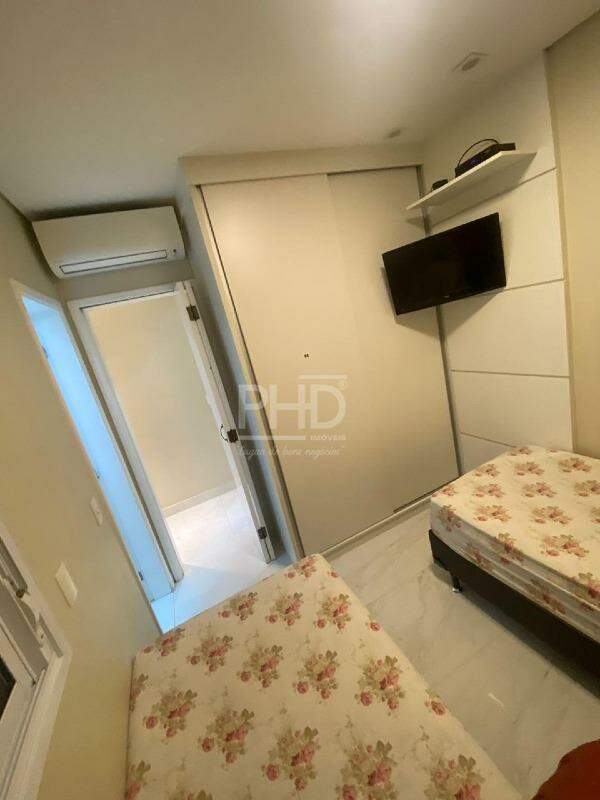 Apartamento à venda com 3 quartos, 116m² - Foto 10