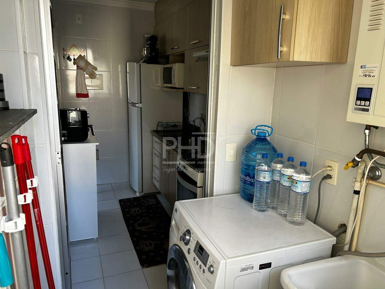 Apartamento à venda com 3 quartos, 60m² - Foto 18