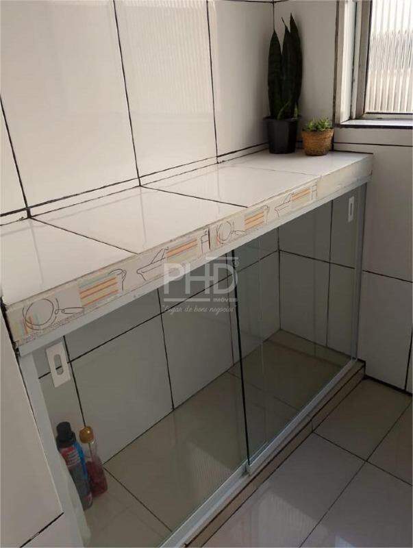 Apartamento à venda com 2 quartos, 51m² - Foto 17