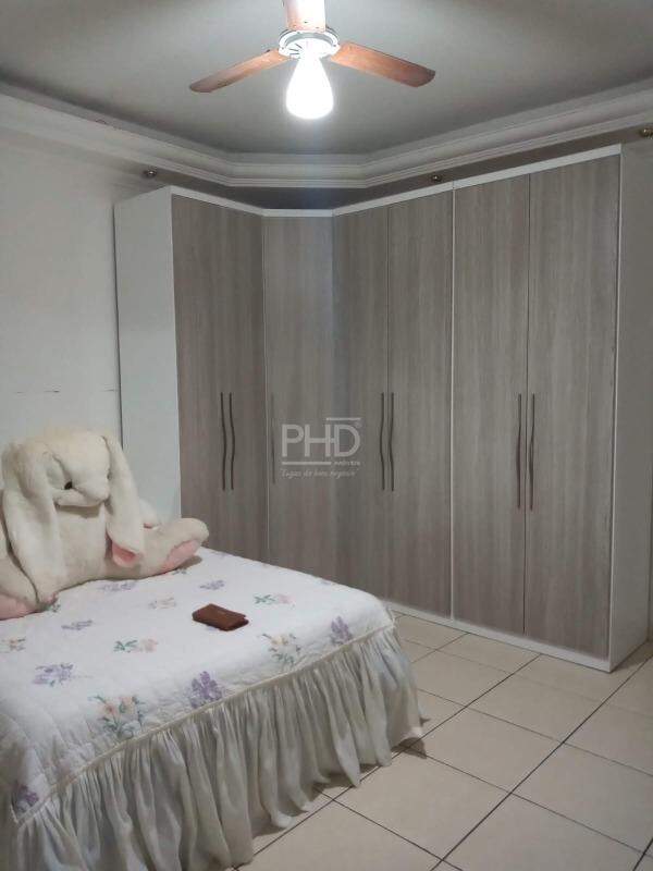 Sobrado à venda com 3 quartos, 187m² - Foto 11