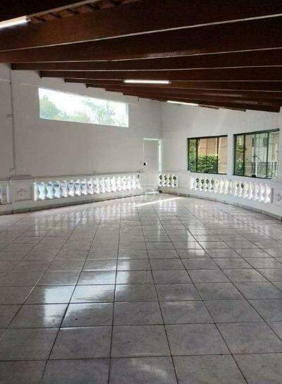 Sobrado para alugar com 3 quartos, 373m² - Foto 14