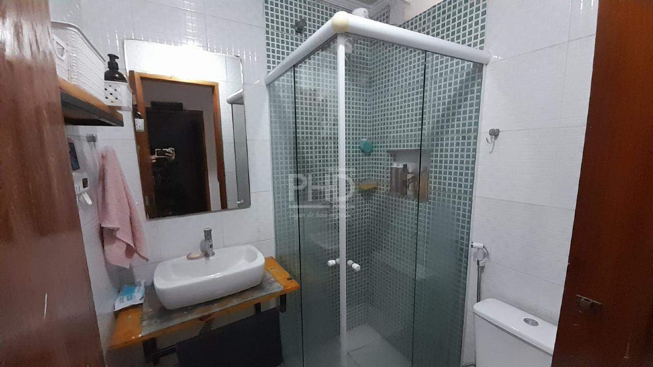 Casa à venda com 2 quartos, 184m² - Foto 14