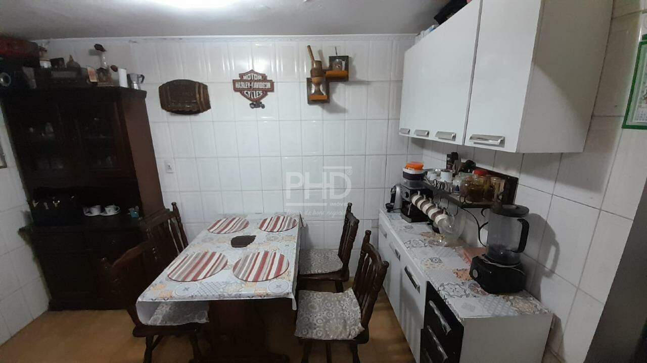 Casa à venda com 2 quartos, 184m² - Foto 17