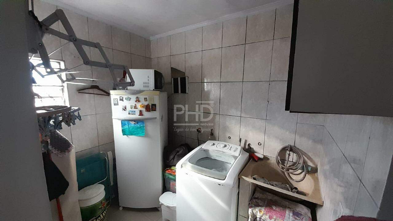 Casa à venda com 2 quartos, 184m² - Foto 13