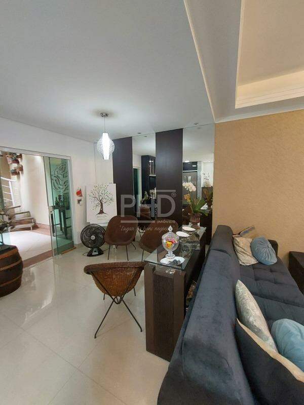 Sobrado à venda com 3 quartos, 309m² - Foto 5