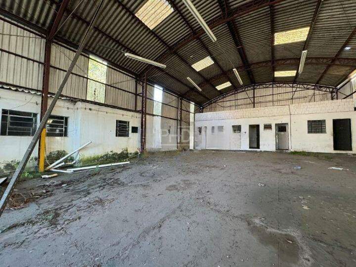 Depósito-Galpão-Armazém para alugar, 700m² - Foto 3